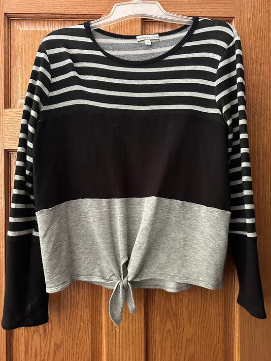 Moa Moa Tops - Moa Moa Top Size Large